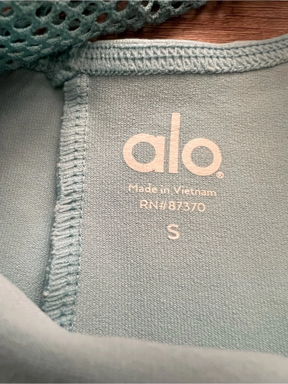 Alo Yoga Elite Tank Top Light Blue Mesh Size Small
